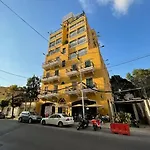 Teta Souad Studio-415 In Mar Mikhael