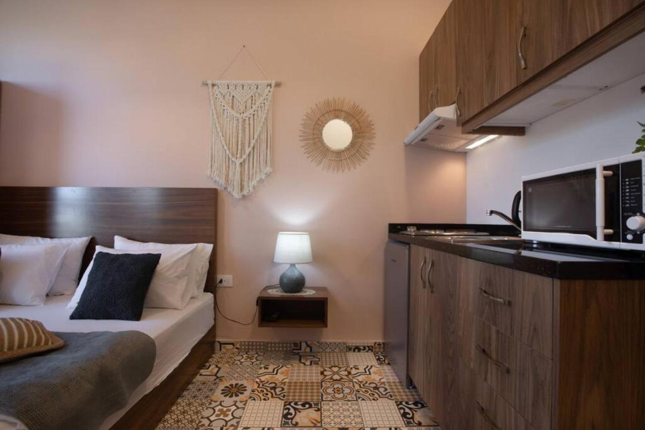 Teta Souad Studio-415 In Mar Mikhael